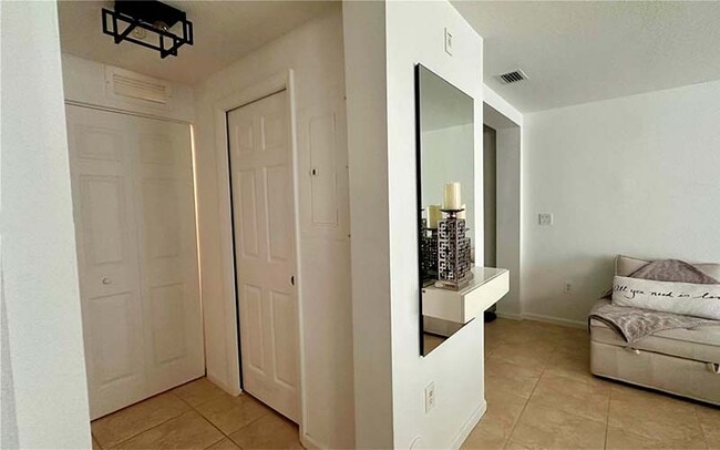 Building Photo - 11605 NW 89th St