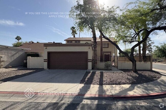 Building Photo - 10032 N 66th Dr