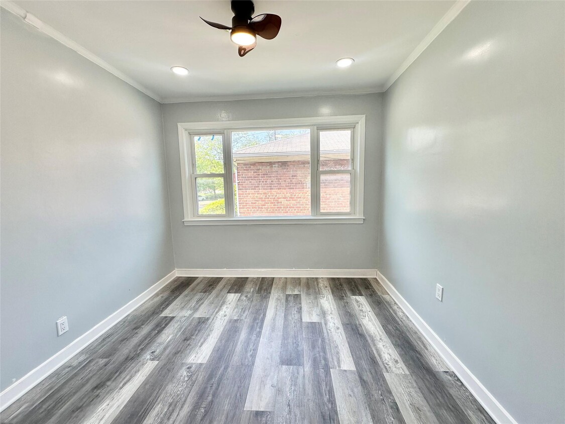 Foto principal - 18605 140th Ave