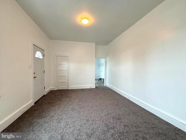 Building Photo - 311 2nd St