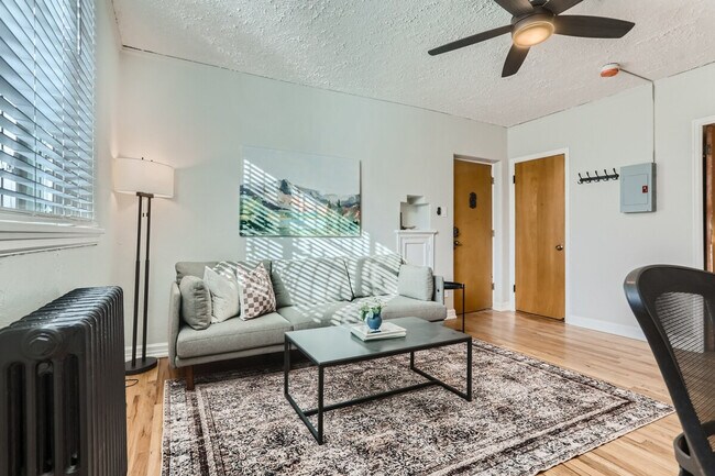 Building Photo - 1666 Detroit St