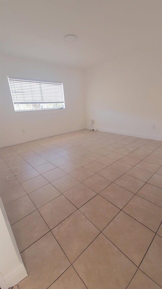 Building Photo - 3700 N 56th Ave