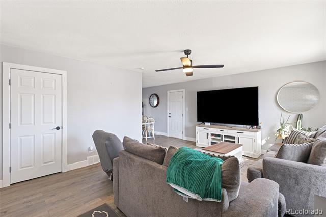 Foto del edificio - 404 Shield Rd