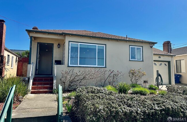 Foto del edificio - 514 Elm Ct