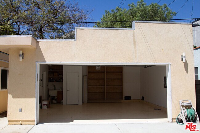 Building Photo - 4181 McConnell Blvd
