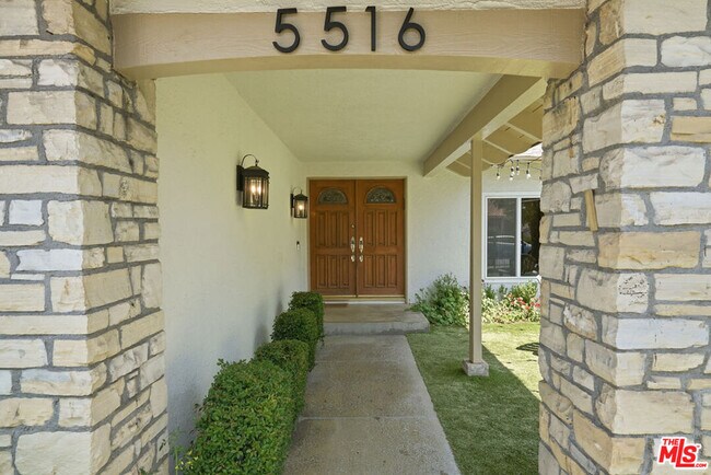 Building Photo - 5516 Bluebell Ave