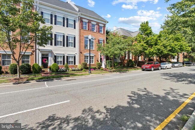 Foto del edificio - 155 Cameron Station Blvd