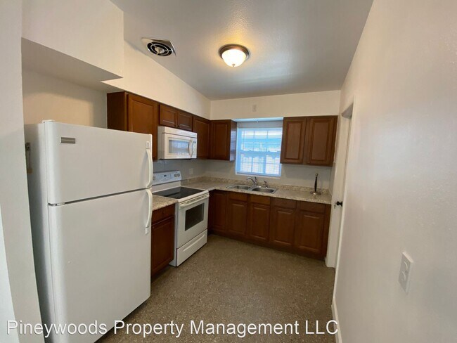Building Photo - 3 br, 1 bath House - 3918 W. Lemon St.