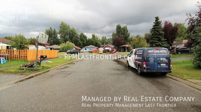 Building Photo - Ranch Style 2 Bedroom Home w/ One Car Garage