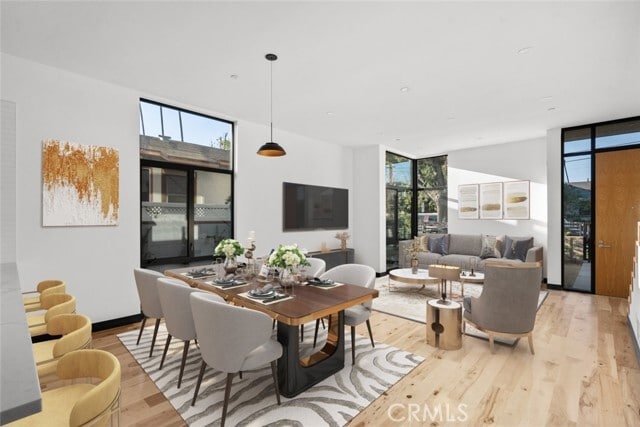 Building Photo - 922 W Clark Ave