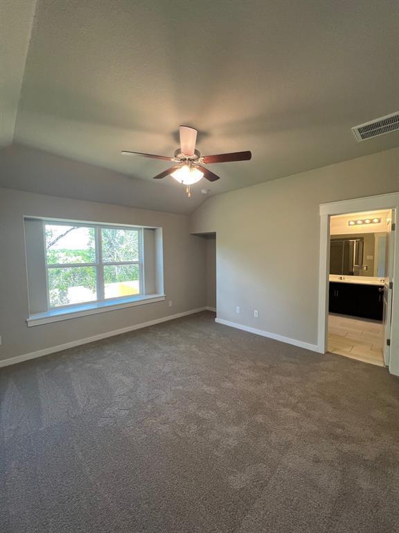 Building Photo - 1601 Fenton Hl Dr