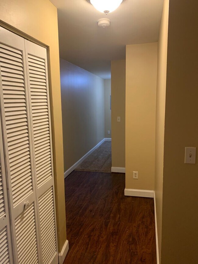 Foto del edificio - 3 bed/1 bath Old Louisville
