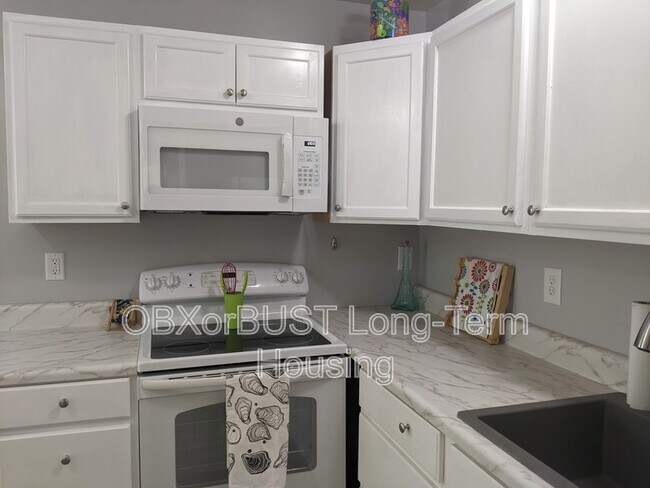 Foto del edificio - 105 Linden St