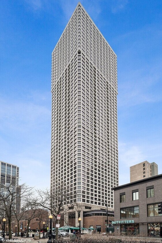 Primary Photo - 1030 N State St