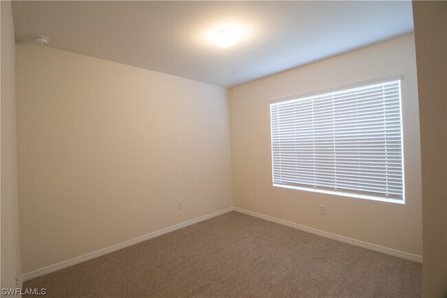 Foto del edificio - 404 NW 4th Terrace