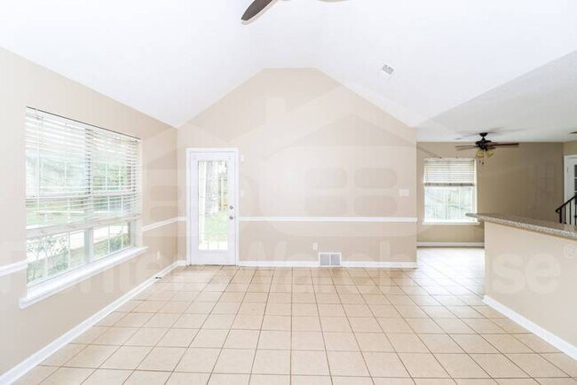 Building Photo - Nice Arlington Home