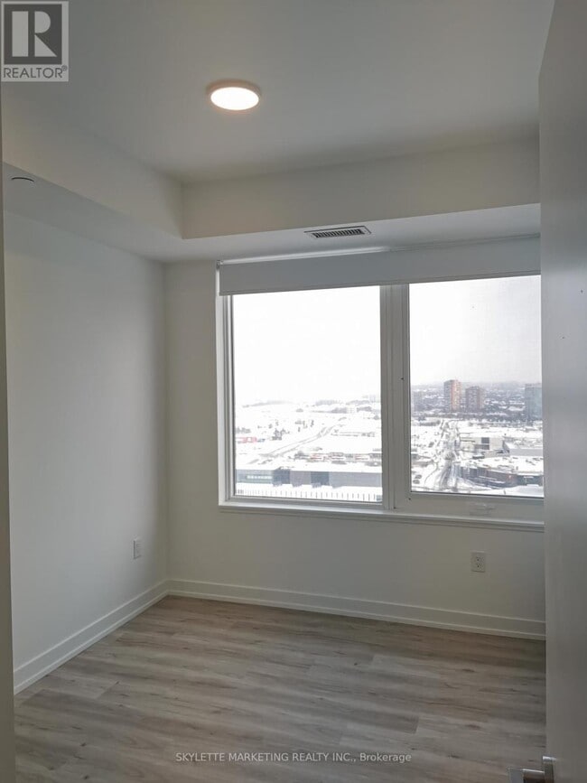 Building Photo - 395 Square One Dr