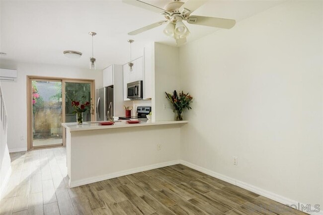Building Photo - 6656 Bell Bluff Ave
