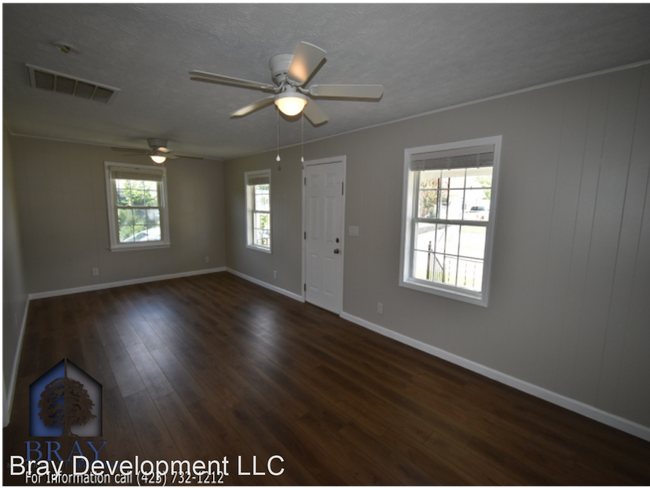 Building Photo - 2 br, 1 bath House - 1321 E Sevier Ave.