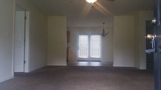 Building Photo - 1516 Destiny Dr