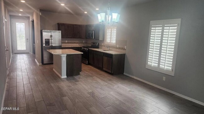 Foto del edificio - 12869 Woolstone Dr