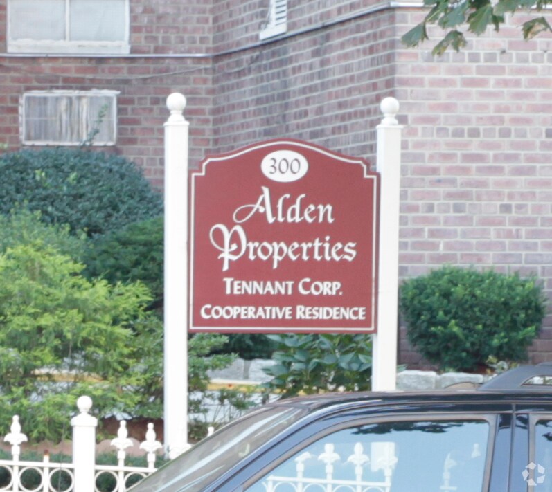 Building Photo - Alden Property Tenants Corporation