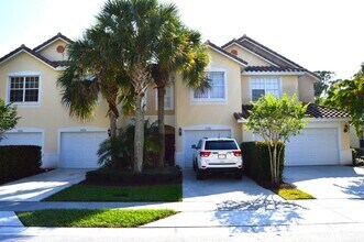 Building Photo - 1032 Pinewood Lake Ct
