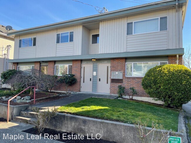 Foto del edificio - 2 br, 2 bath House - 1127 N 92nd ST