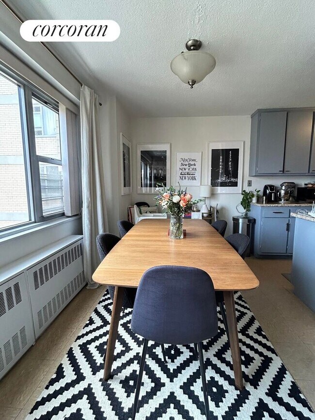 Foto del edificio - 100 W 93rd St