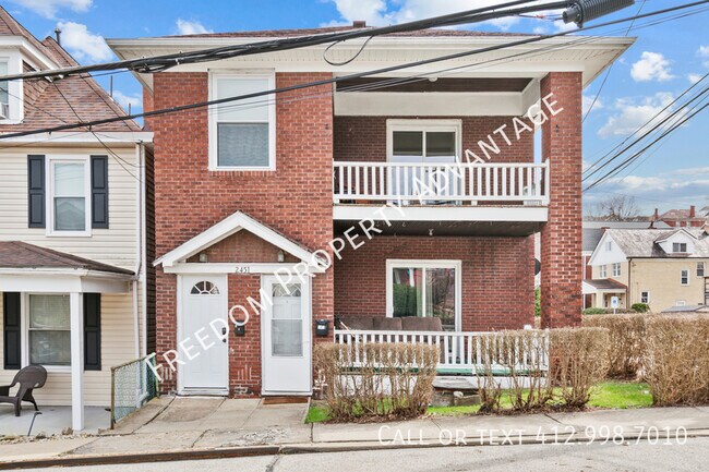 Building Photo - 2451 Wedgemere St