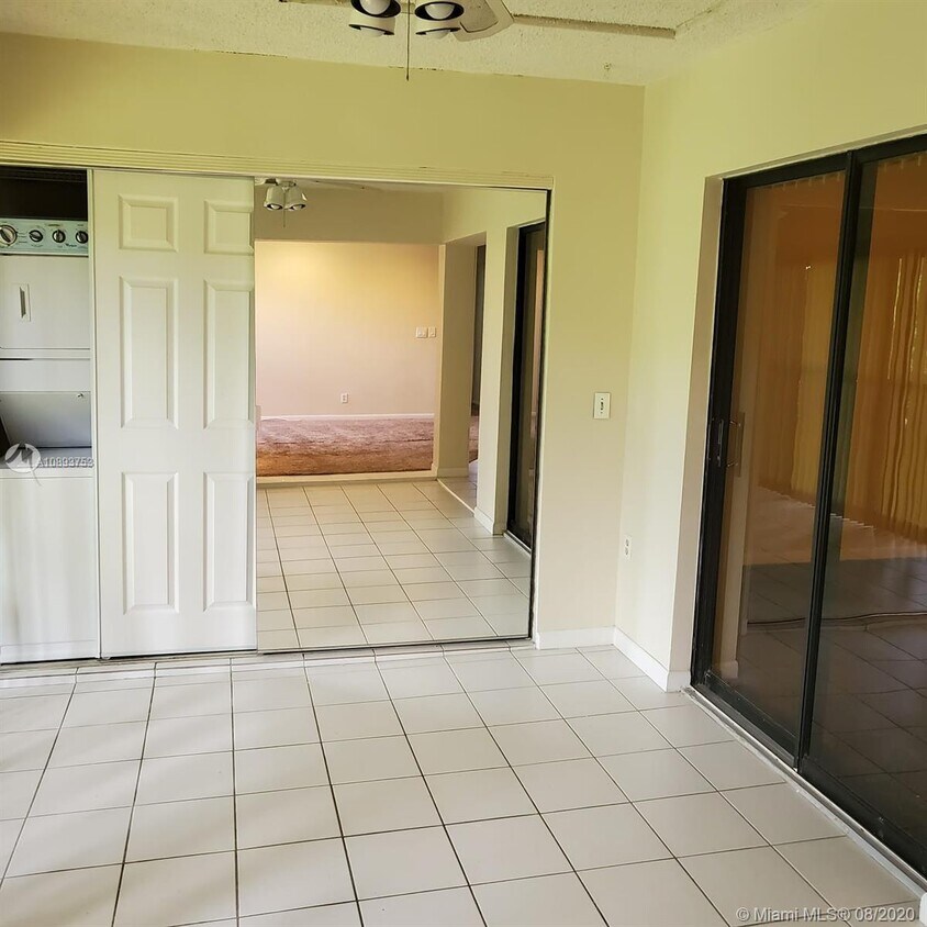 Building Photo - 3699 Cocoplum Cir