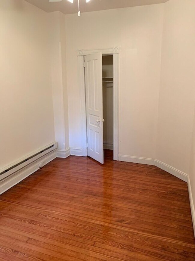 Foto del edificio - 139 N 10th St