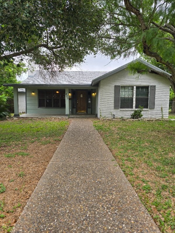 Building Photo - 425 Eldon Dr