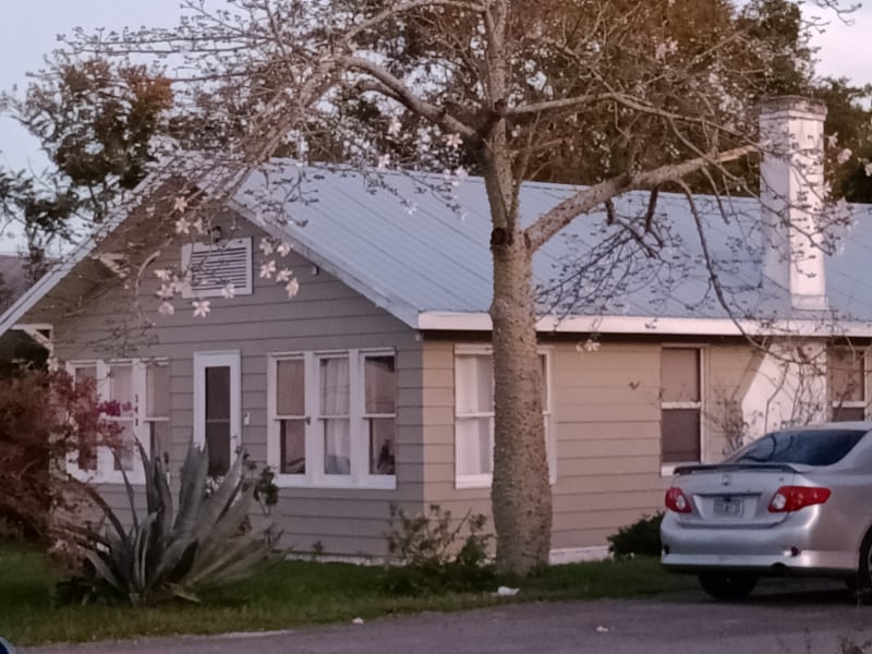 Primary Photo - 308 W Smith Ave