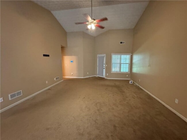 Building Photo - 1025 City Park Dr
