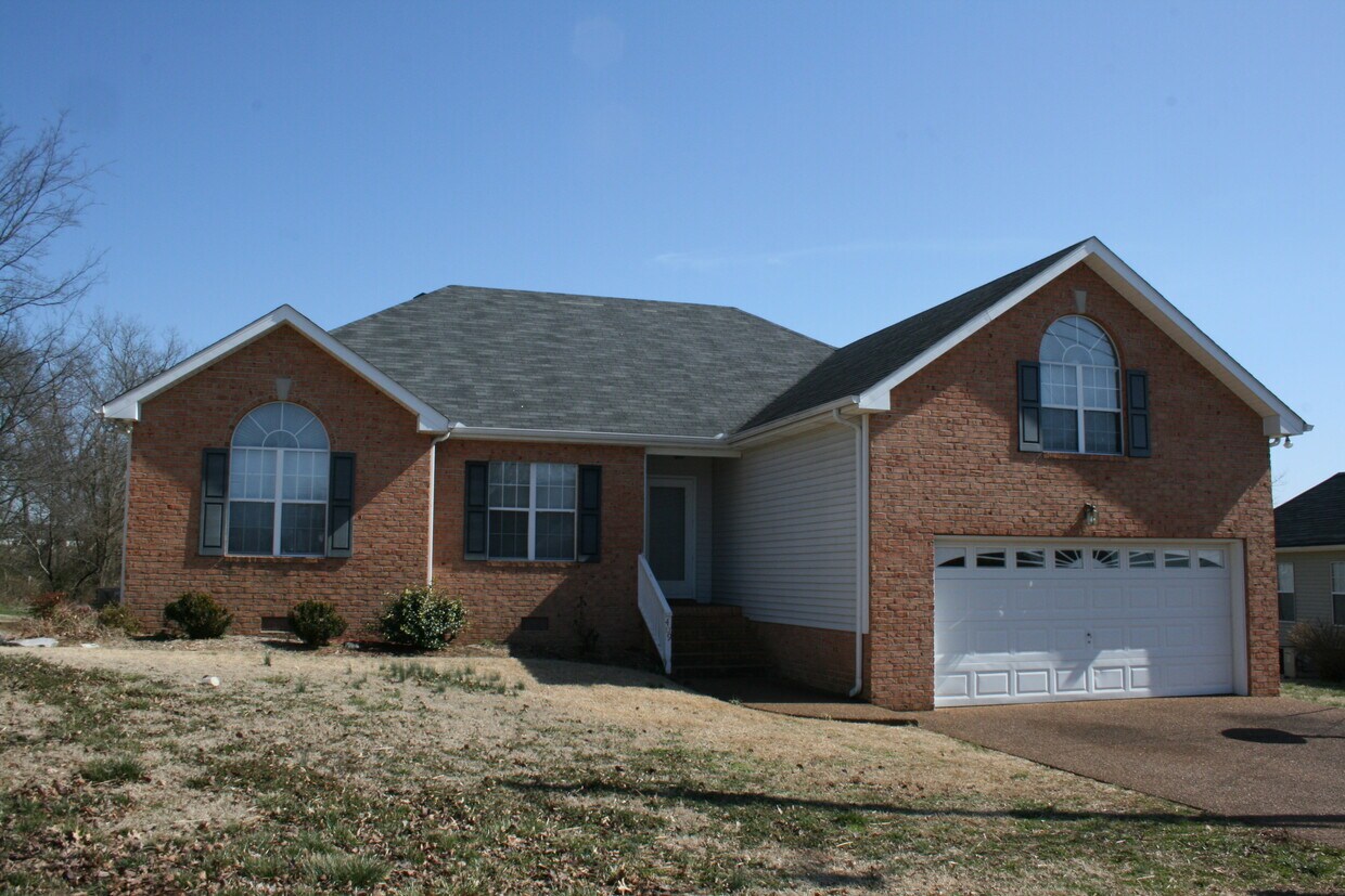 409 Bryn Mawr Cir, Gallatin, TN 37066 House Rental in Gallatin, TN