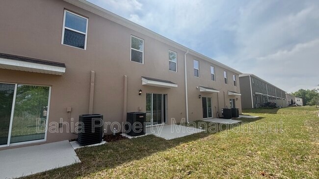 Building Photo - 2376 Penguin Blvd