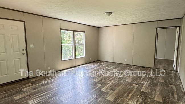 Building Photo - 1418 Co Rd 700