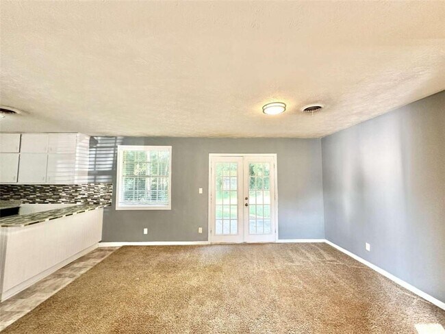Foto del edificio - 4363 Stonewall Tell Rd