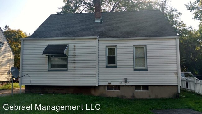 Building Photo - 3 br, 2 bath House - 341 Bede St.