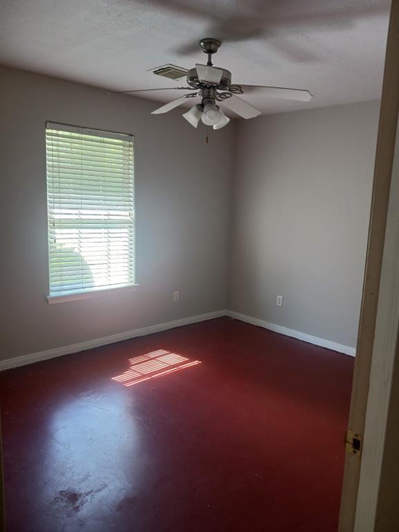 Building Photo - 116 Lindley Dr