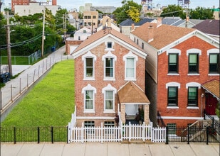 Building Photo - 1815 S Ruble St