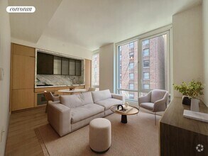Building Photo - 135 E 47th St
