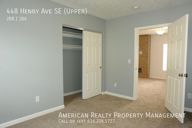 Foto del edificio - 448 Henry Ave SE