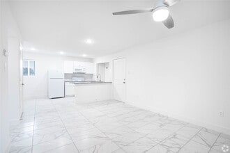 Building Photo - 4410 Bellfort Ave