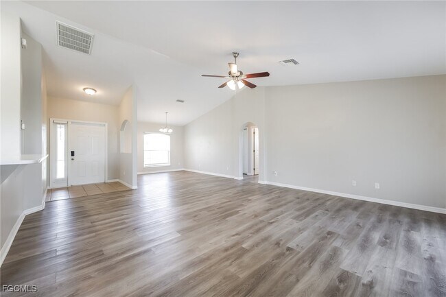 Building Photo - 2715 72nd St W