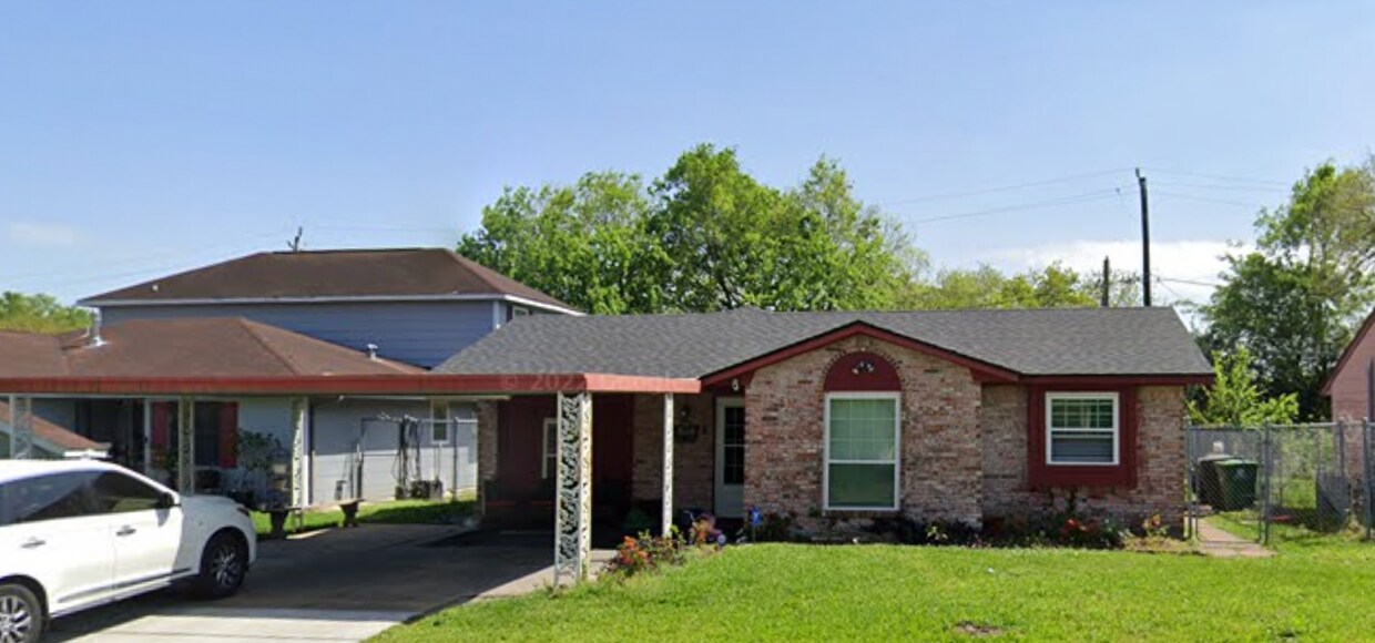 5030 Denoron Dr, Houston, TX 77048 House for Rent in Houston, TX