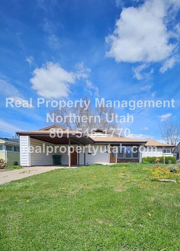 Primary Photo - 4 Bedroom Rambler Now Available in Layton