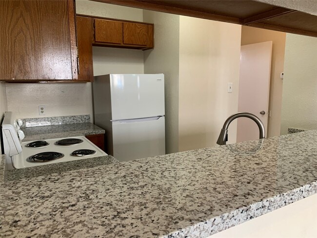 Building Photo - 2710 Grants Lake Blvd