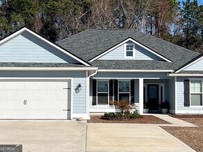 Building Photo - 158 Verano St